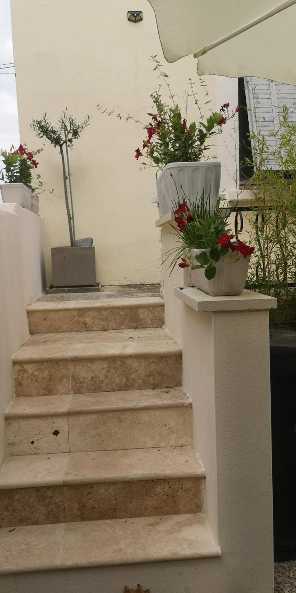 L'Empire D'Essences Appartement Valreas Exterior photo